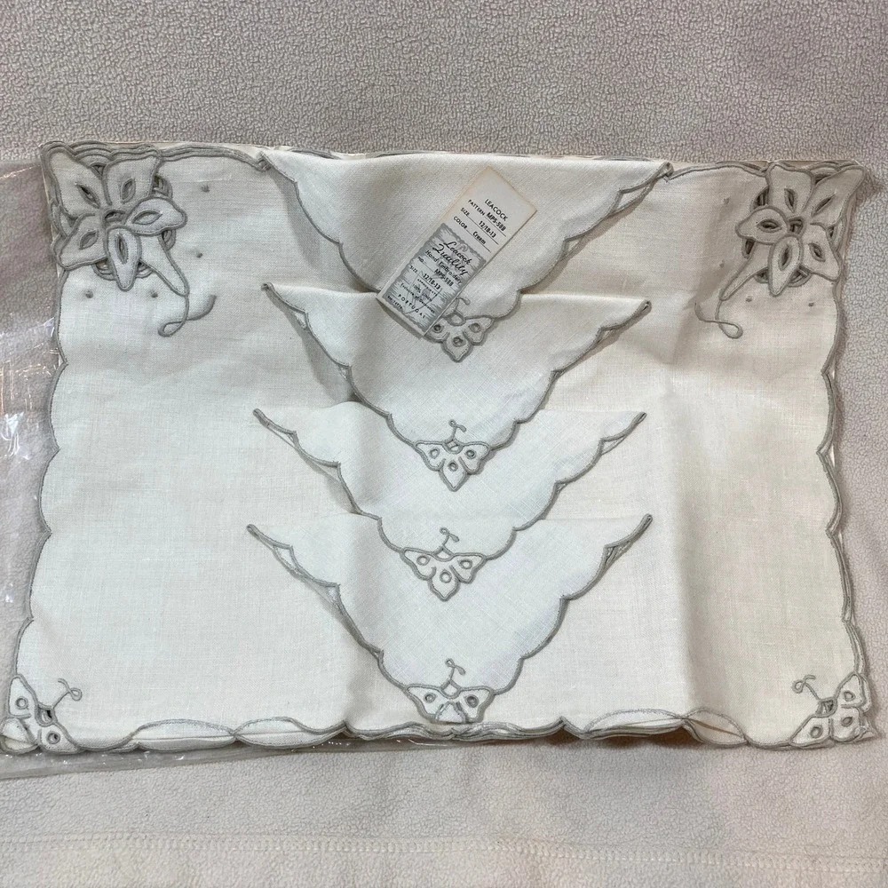 Vtg NWT Leacock Linen Set of 4 Placemats & Napkins Cream Floral Hand Embroidered